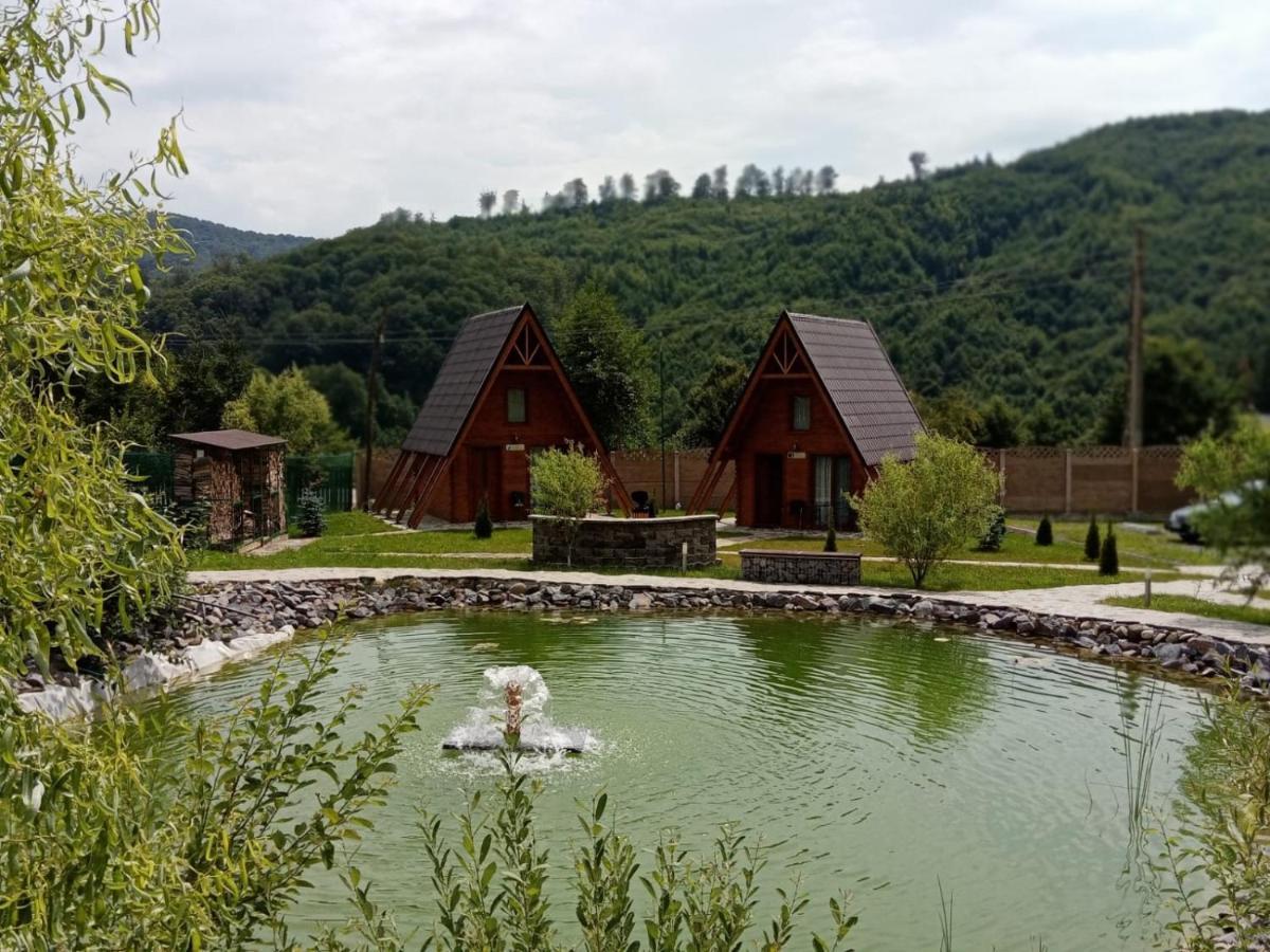 Green Property Dofteana Экстерьер фото
