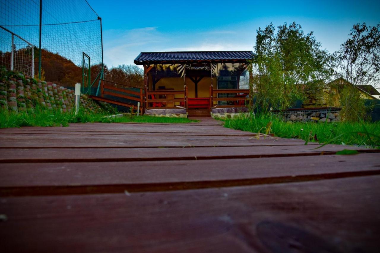 Green Property Dofteana Экстерьер фото