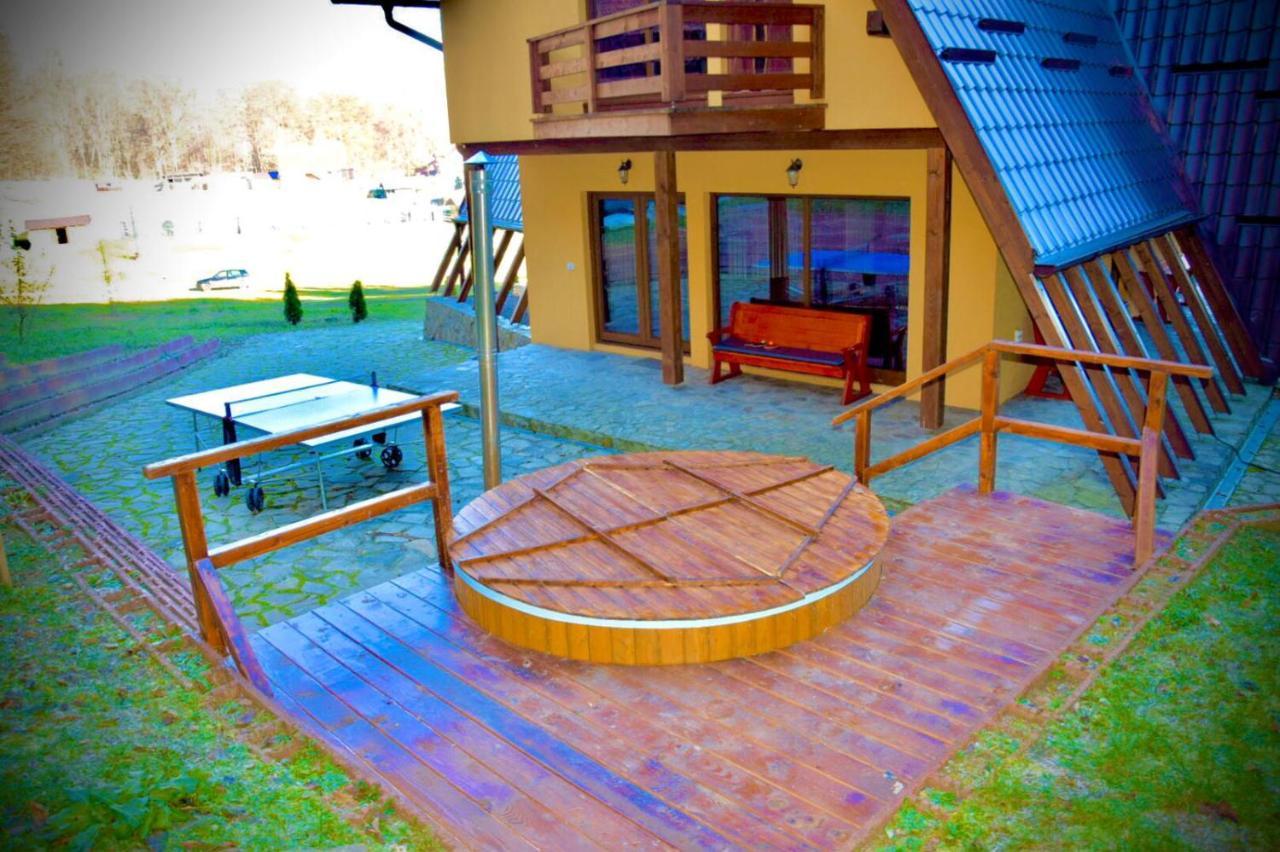 Green Property Dofteana Экстерьер фото