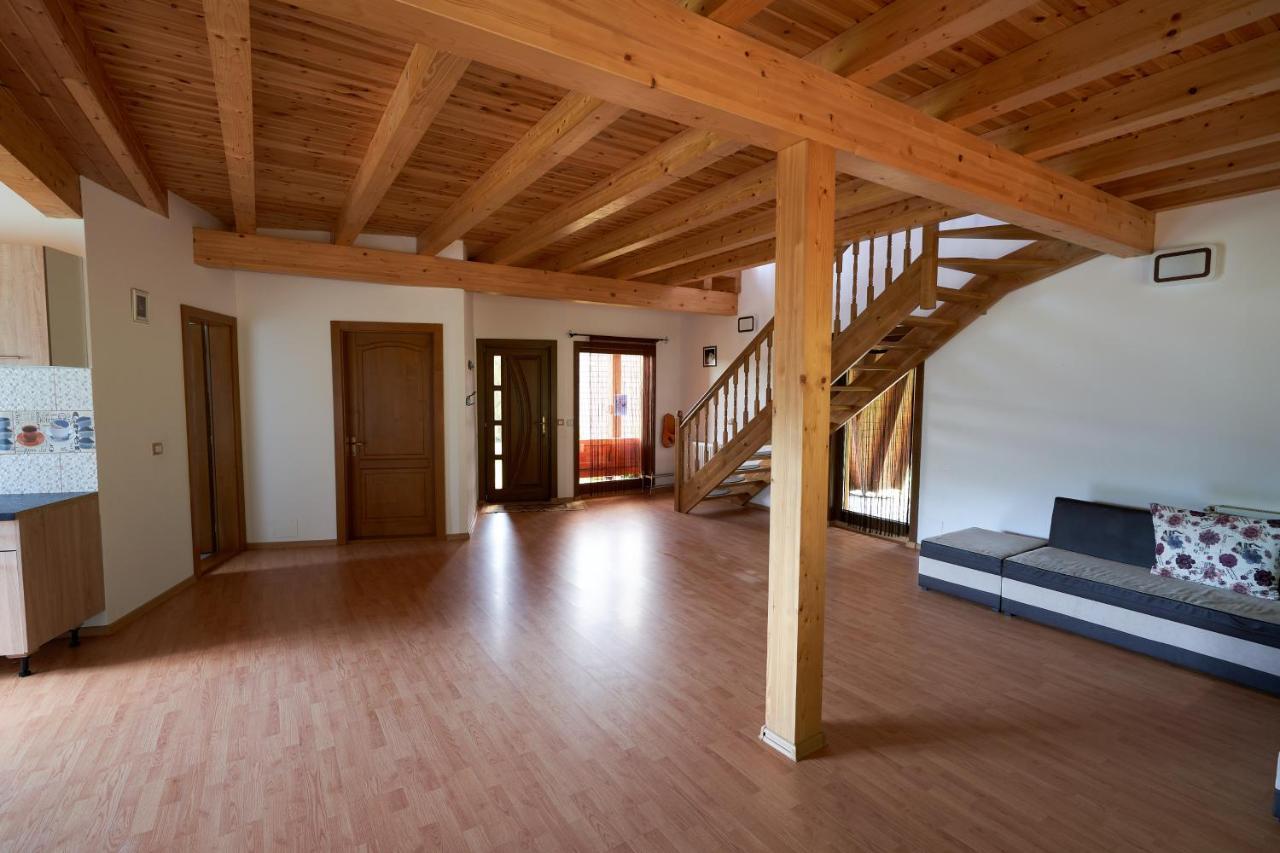 Green Property Dofteana Экстерьер фото