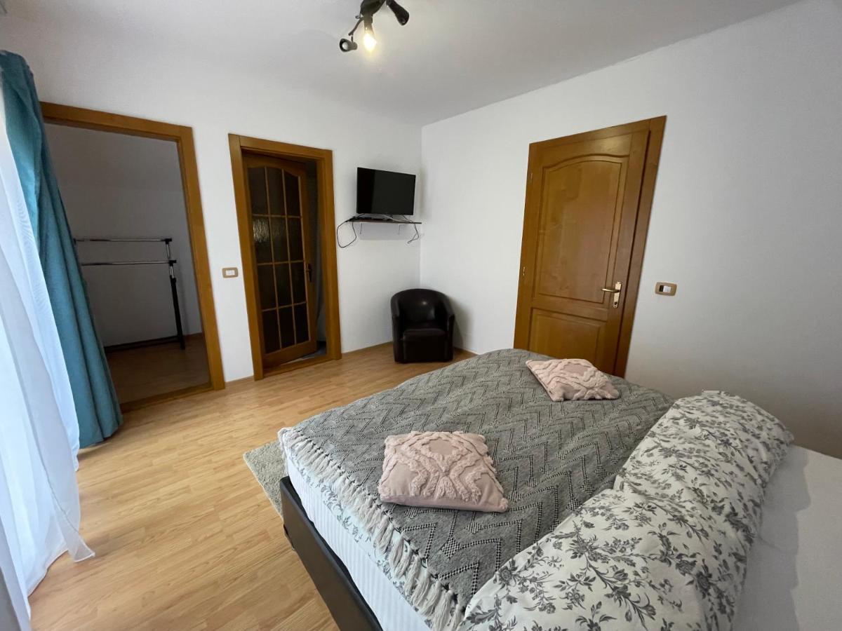 Green Property Dofteana Экстерьер фото