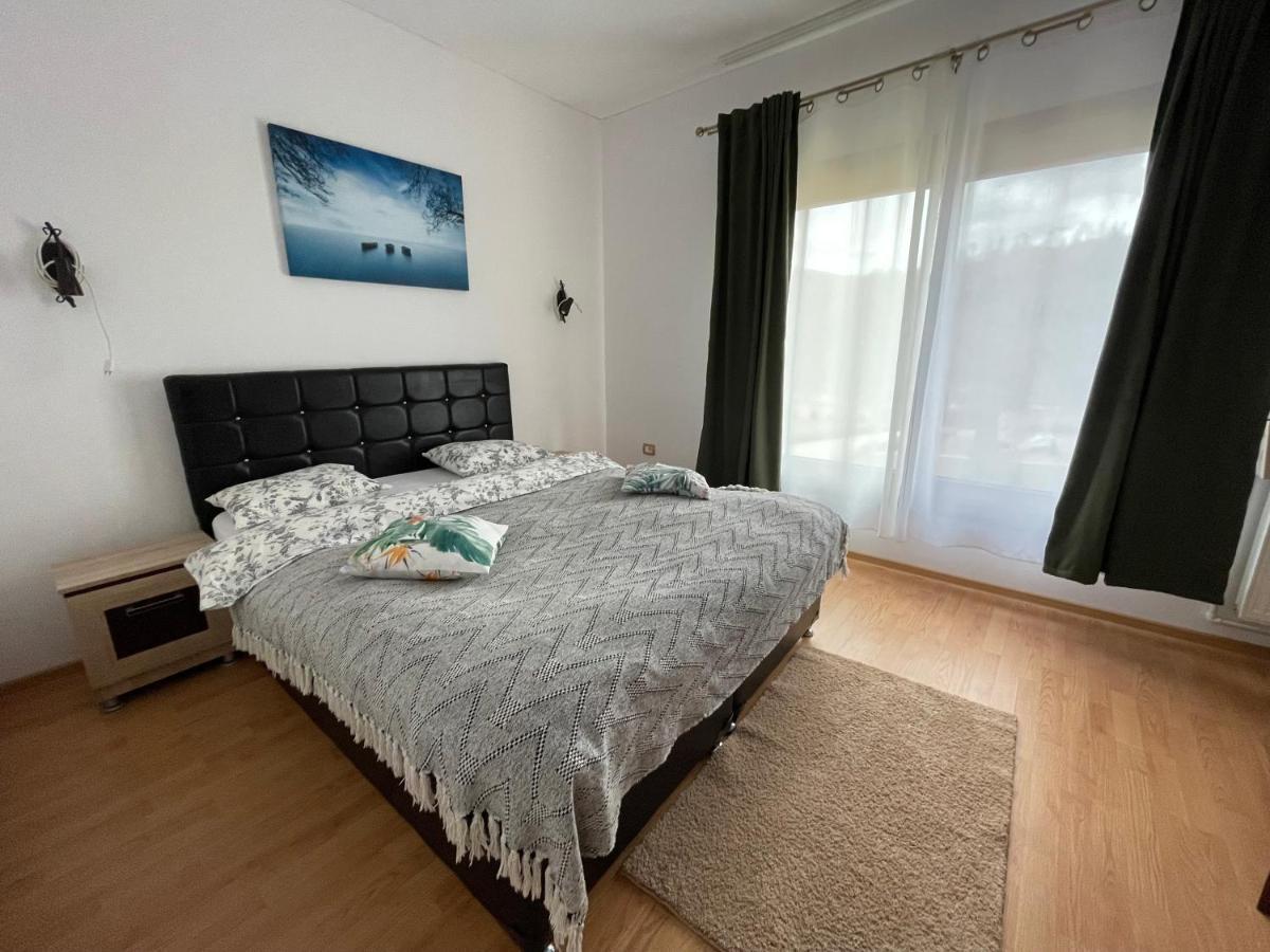 Green Property Dofteana Экстерьер фото